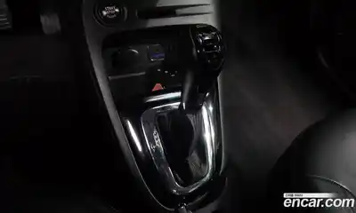 Renault QM3 2015 1.5 Автомат в Москве № 184886, миниатюра 5