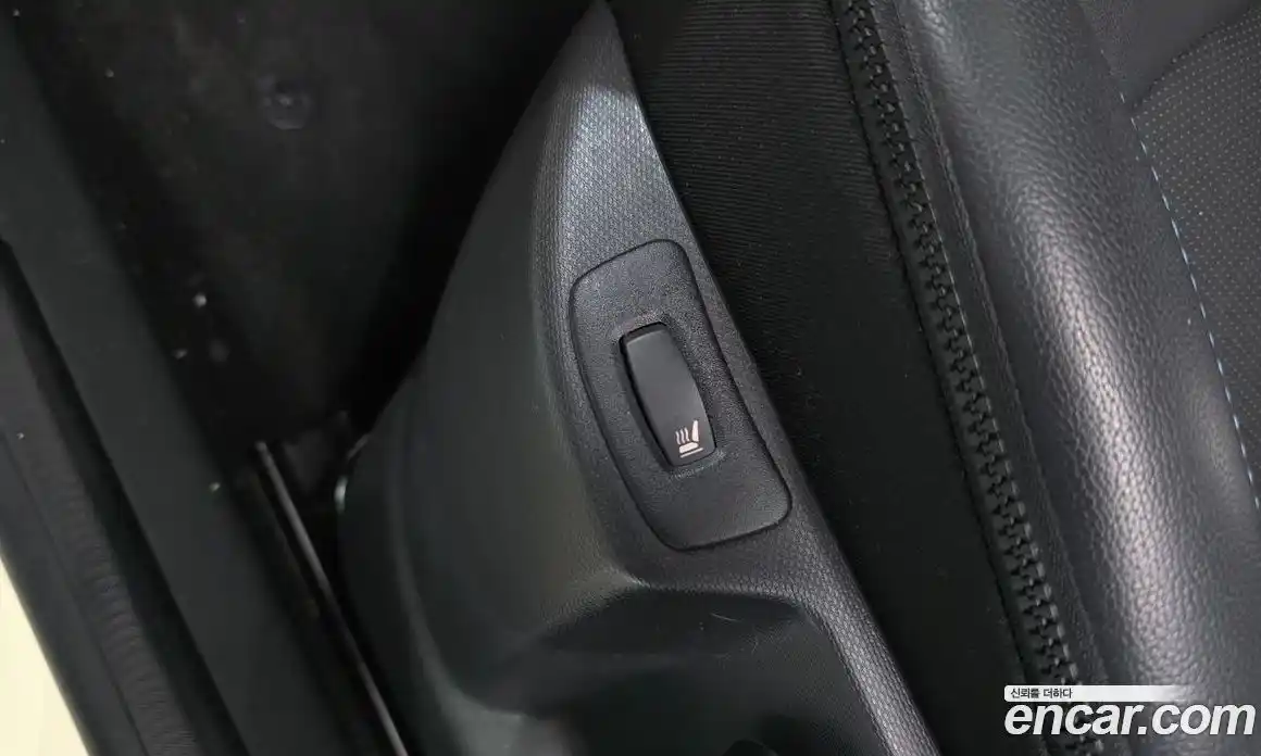 Renault QM3 2015 1.5 Автомат в Москве № 184886, фото 8