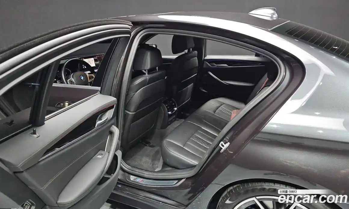 BMW 5-Series 2021 2.0 Автомат в Москве № 187606, фото 9