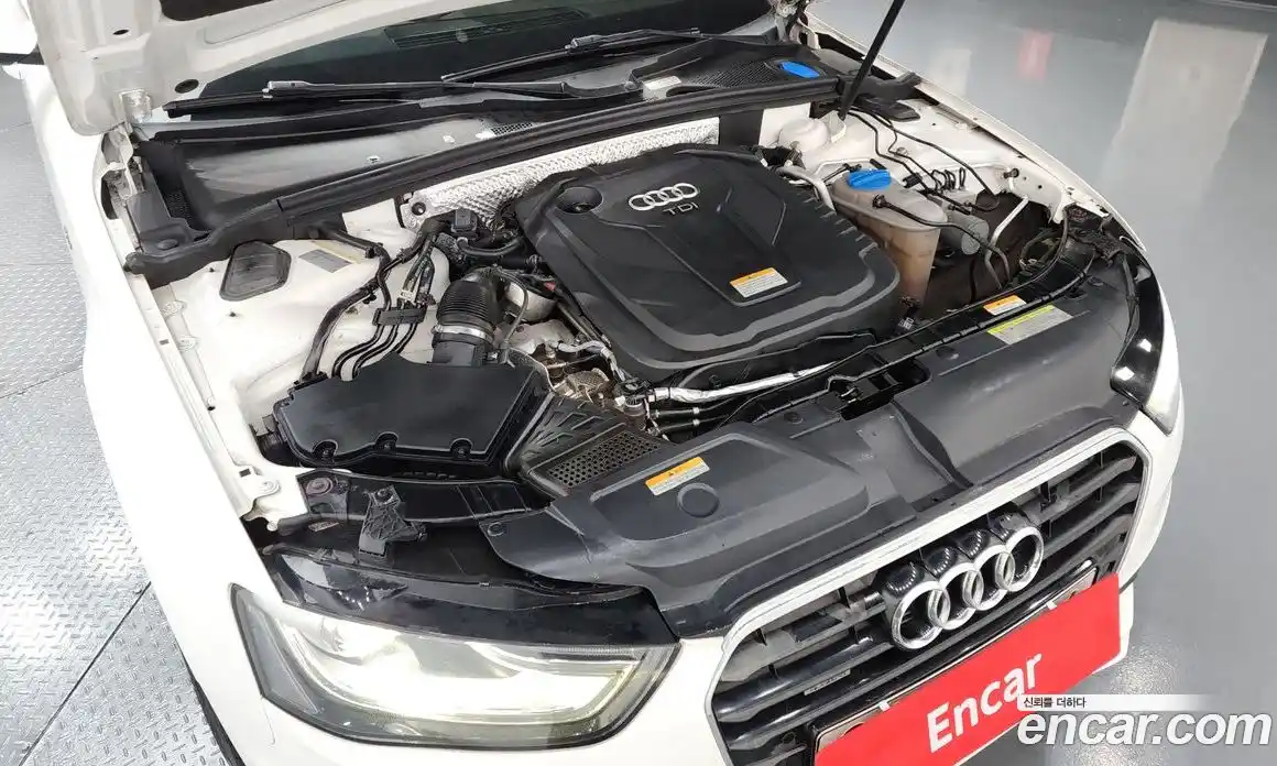 Audi A4 2015 2.0 Автомат в Москве № 187836, фото 16