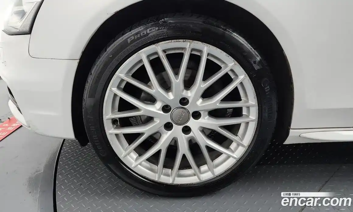 Audi A4 2015 2.0 Автомат в Москве № 187836, фото 8