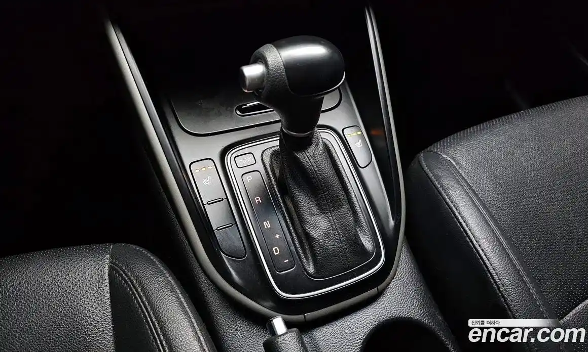 Kia Carens 2016 1.7 Автомат в Москве № 18839, фото 18