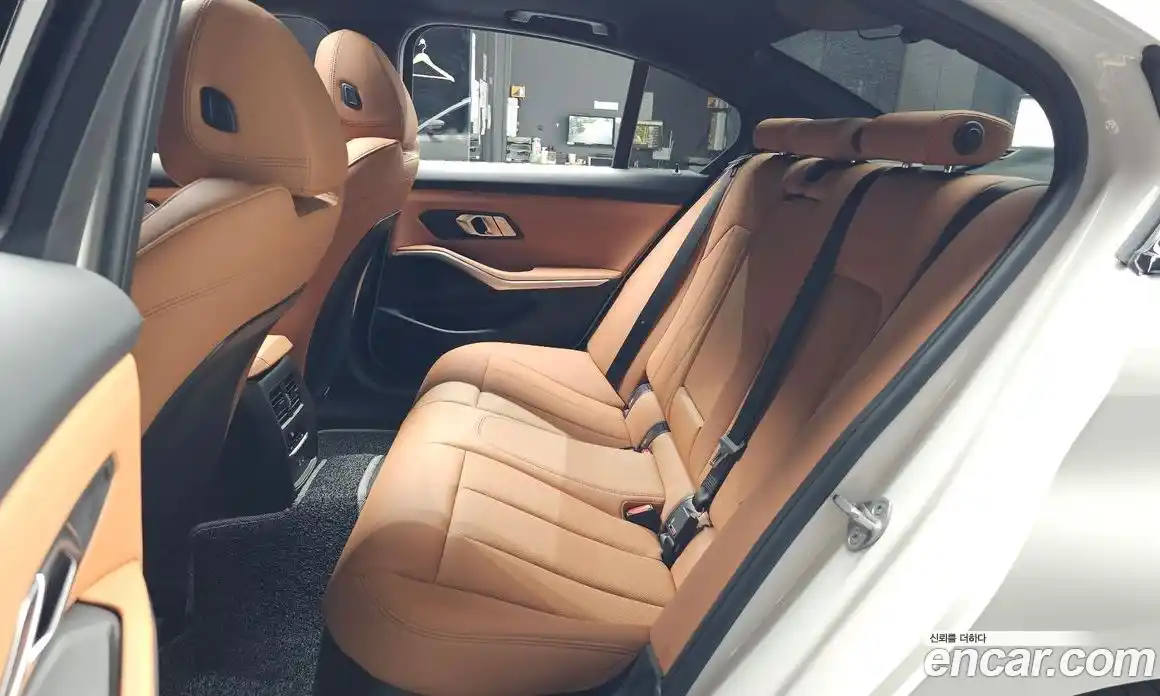 BMW 3-Series 2024 2.0 Автомат в Москве № 188408, фото 13