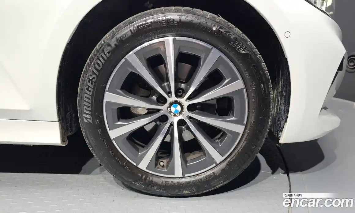 BMW 3-Series 2024 2.0 Автомат в Москве № 188408, фото 15