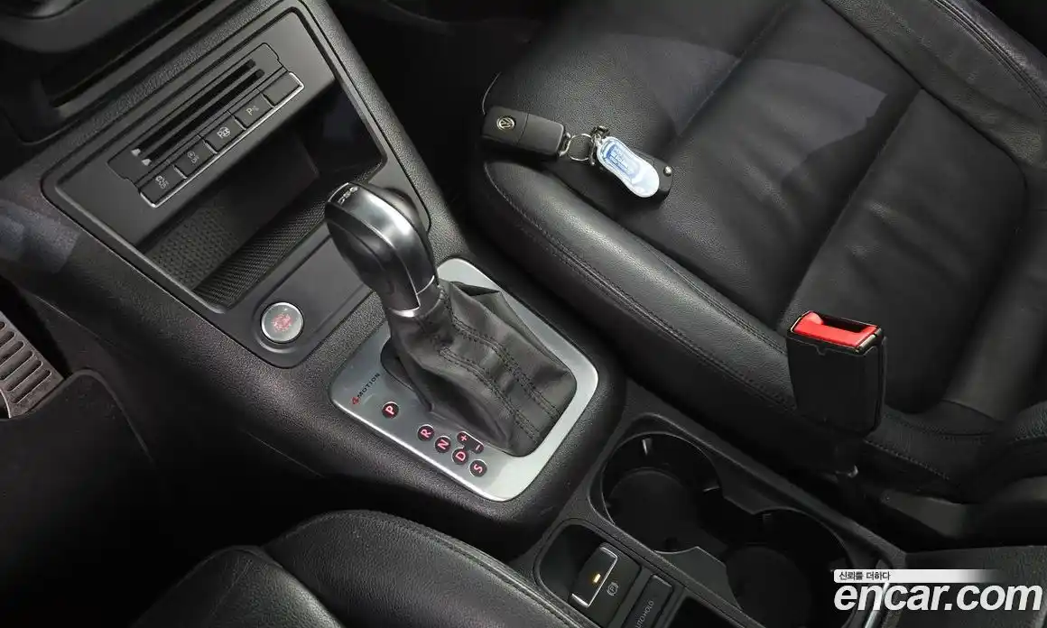 Volkswagen Tiguan 2014 2.0 Автомат в Москве № 188529, фото 14