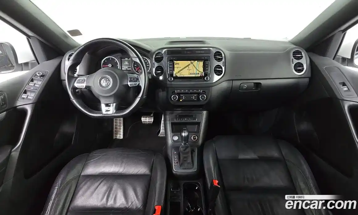 Volkswagen Tiguan 2014 2.0 Автомат в Москве № 188529, фото 17