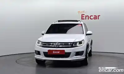 Volkswagen Tiguan 2014 2.0 Автомат в Москве № 188529, миниатюра 2
