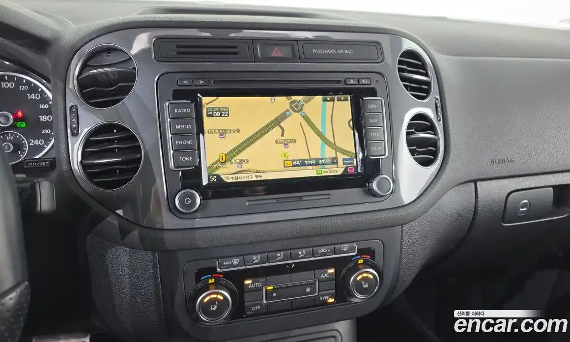 Volkswagen Tiguan 2014 2.0 Автомат в Москве № 188529, фото 4