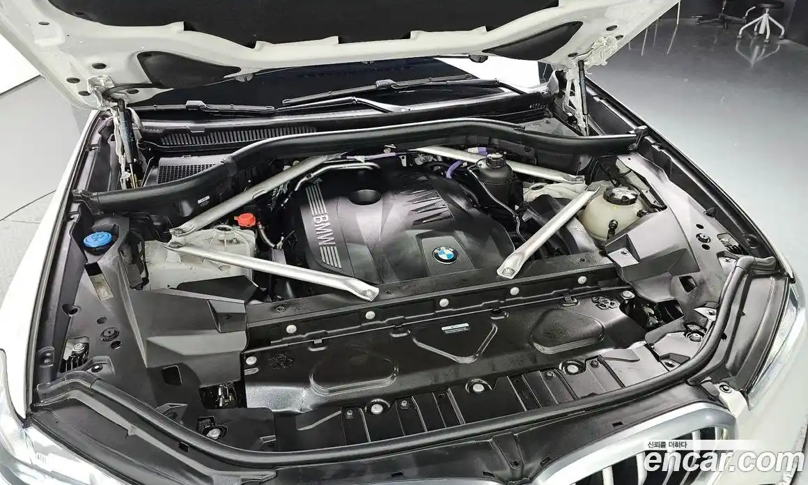 BMW X6 2024 3.0 Автомат в Москве № 189527, фото 13