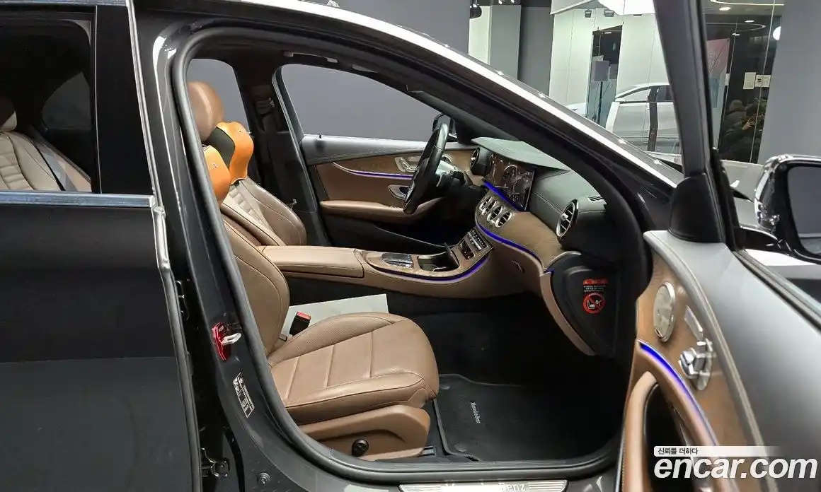 Mercedes-Benz E-Class 2021 2.0 Автомат в Москве № 192239, фото 14