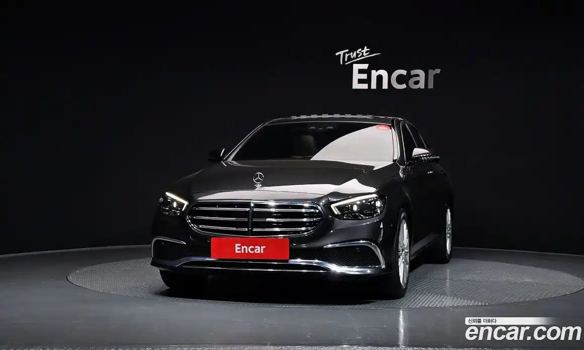 Mercedes-Benz E-Class 2021 2.0 Автомат в Москве № 192239, фото 20