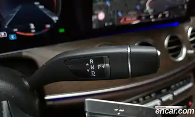 Mercedes-Benz E-Class 2021 2.0 Автомат в Москве № 192239, миниатюра 4