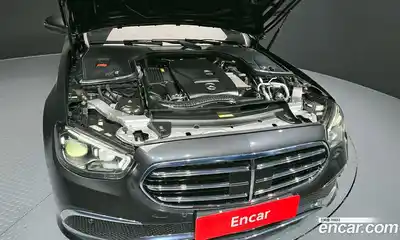 Mercedes-Benz E-Class 2021 2.0 Автомат в Москве № 192239, миниатюра 8