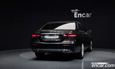 Mercedes-Benz E-Class 2021 2.0 Автомат в Москве № 192239, миниатюра 10