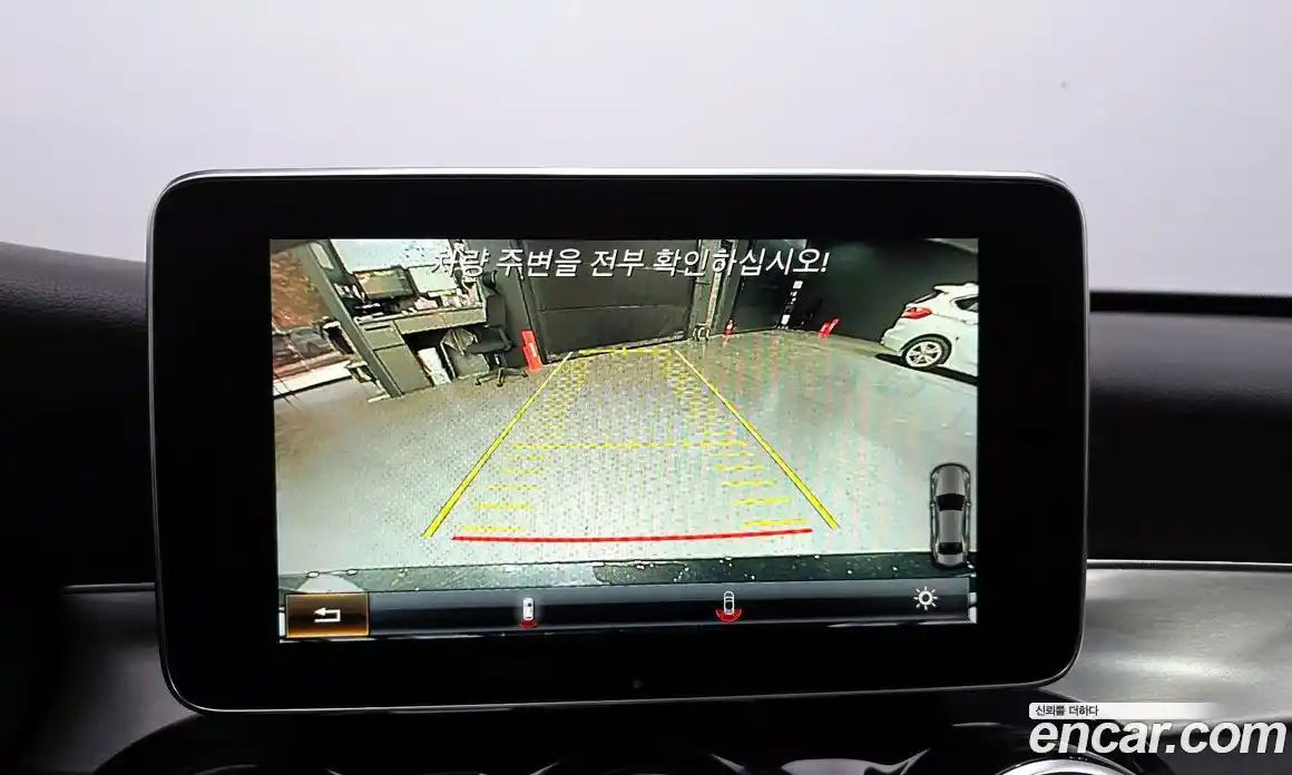 Mercedes-Benz C-Class 2018 2.0 Автомат в Москве № 194275, фото 14