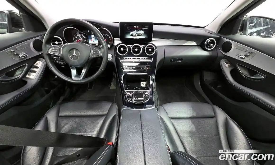 Mercedes-Benz C-Class 2018 2.0 Автомат в Москве № 194275, фото 18