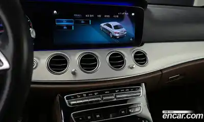 Mercedes-Benz E-Class 2021 2.0 Автомат в Москве № 194332, миниатюра 6