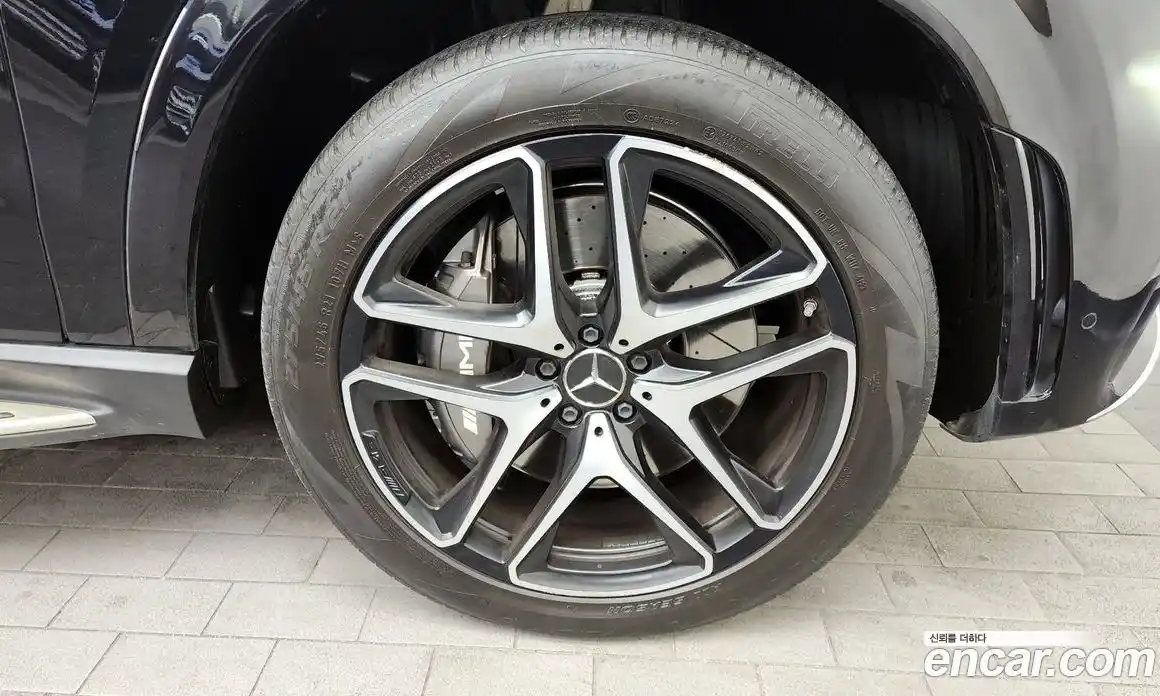 Mercedes-Benz GLE-Class 2023 3.0 Автомат в Москве № 194767, фото 15