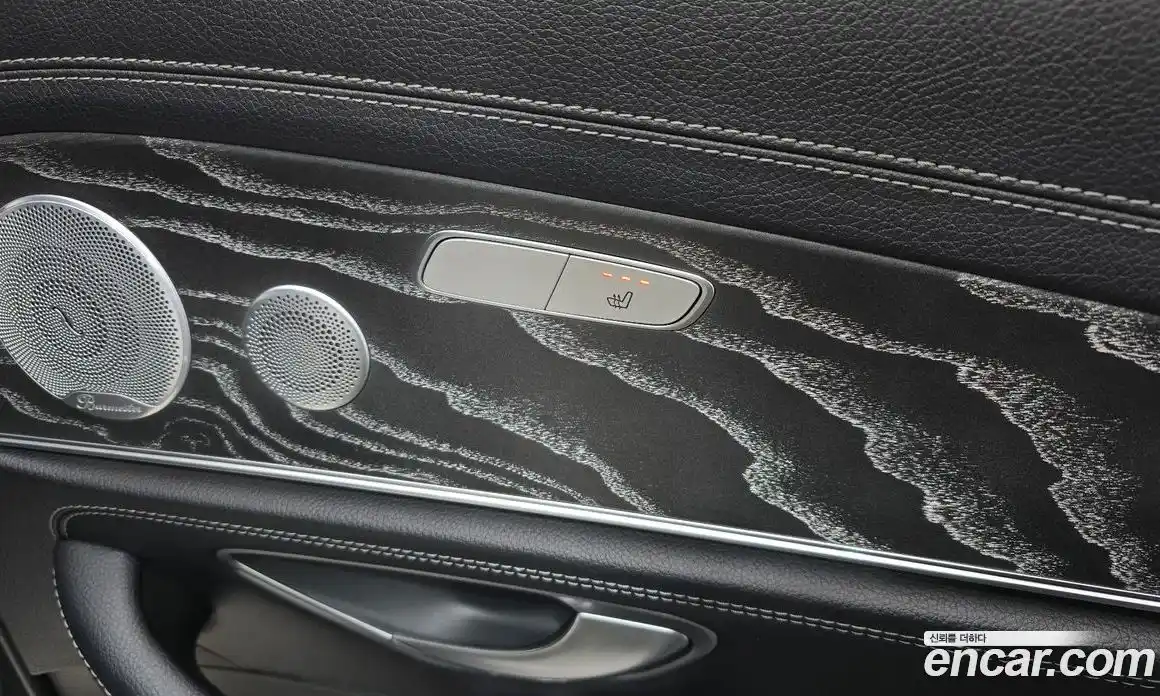 Mercedes-Benz E-Class 2020 2.0 Автомат в Москве № 194782, фото 13