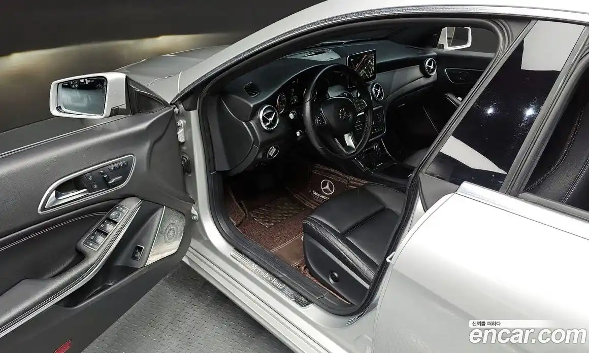 Mercedes-Benz CLA-Class 2016 2.1 Автомат в Москве № 194801, фото 15