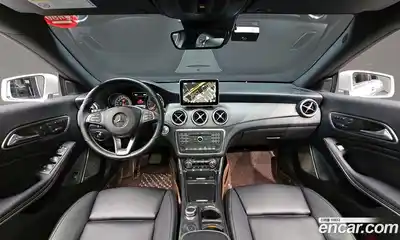Mercedes-Benz CLA-Class 2016 2.1 Автомат в Москве № 194801, миниатюра 2