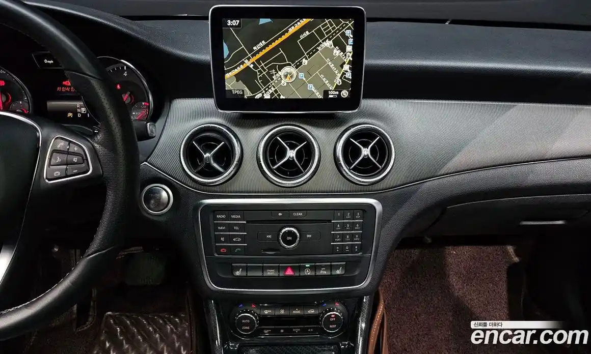 Mercedes-Benz CLA-Class 2016 2.1 Автомат в Москве № 194801, фото 10