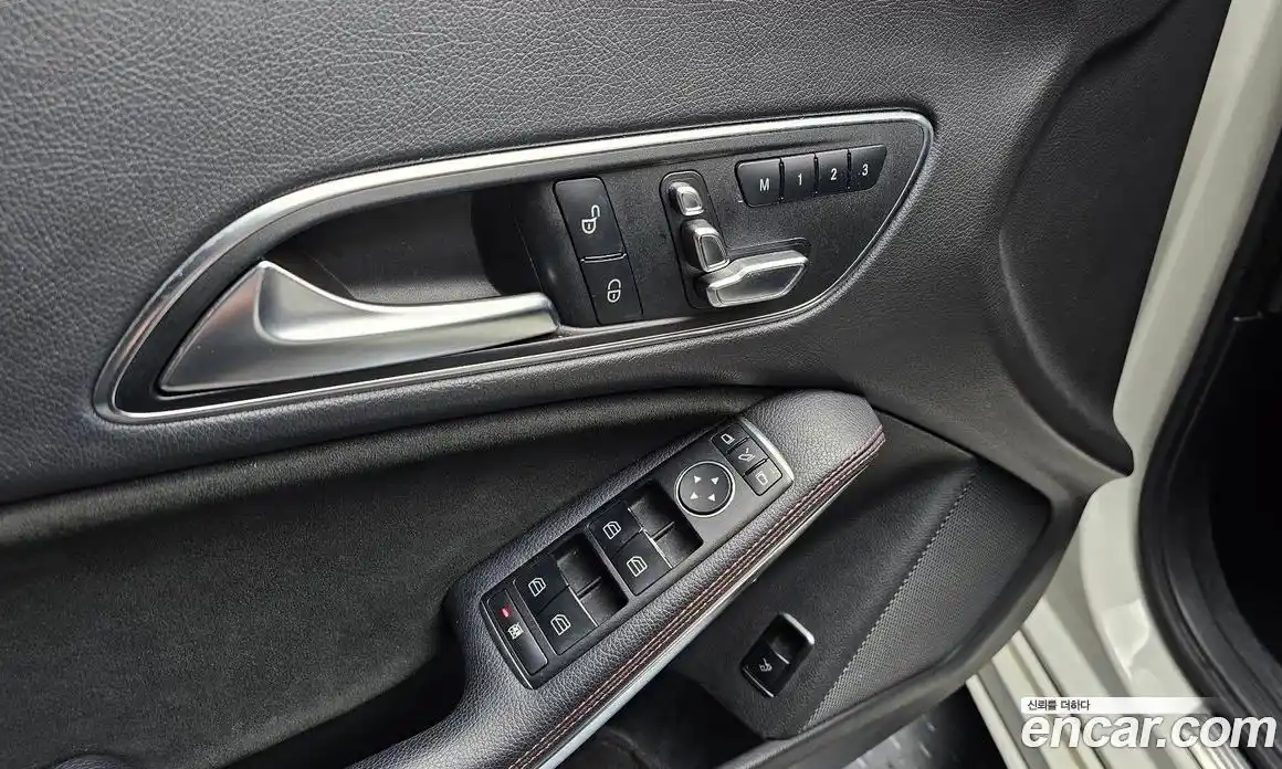 Mercedes-Benz CLA-Class 2018 2.0 Автомат в Москве № 195476, фото 6