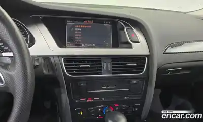 Audi A4 2011 2.0 Автомат в Москве № 196483, миниатюра 4