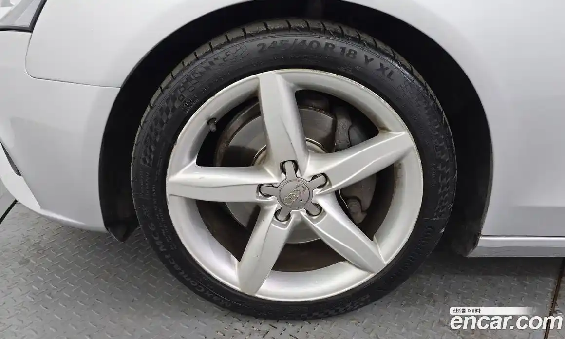 Audi A4 2011 2.0 Автомат в Москве № 196483, фото 9