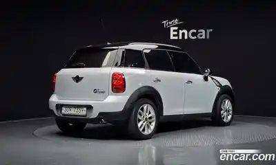Mini Countryman, 2011