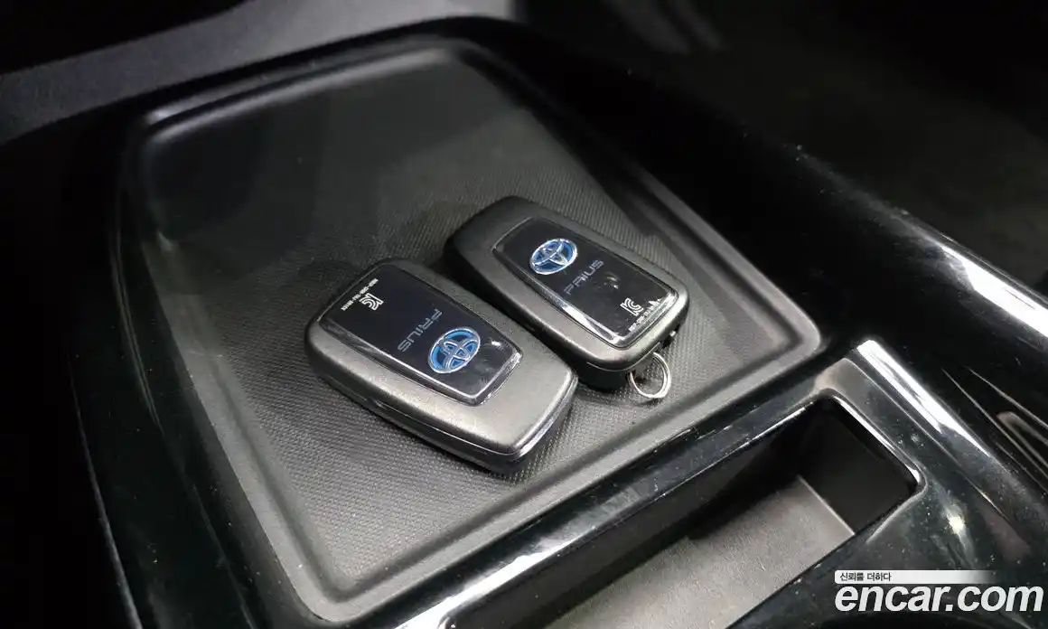 Toyota Prius 2019 1.8 Автомат в Москве № 199568, фото 12