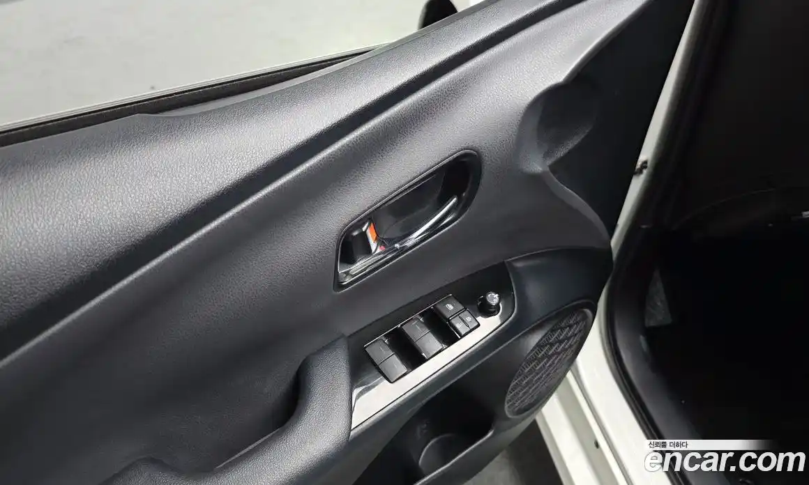 Toyota Prius 2019 1.8 Автомат в Москве № 199568, фото 14