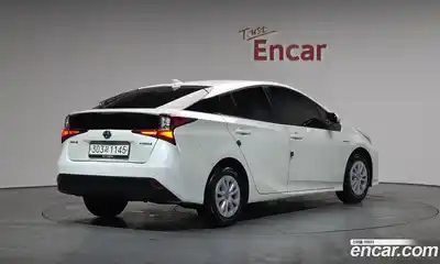 Toyota Prius 2019 1.8 Автомат в Москве № 199568, миниатюра 4