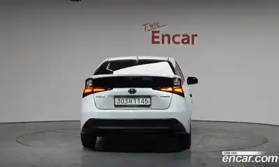 Toyota Prius 2019 1.8 Автомат в Москве № 199568, миниатюра 8