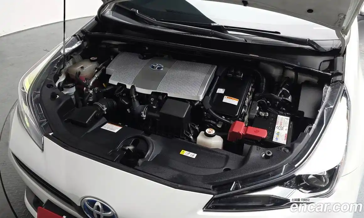 Toyota Prius 2019 1.8 Автомат в Москве № 199568, фото 9