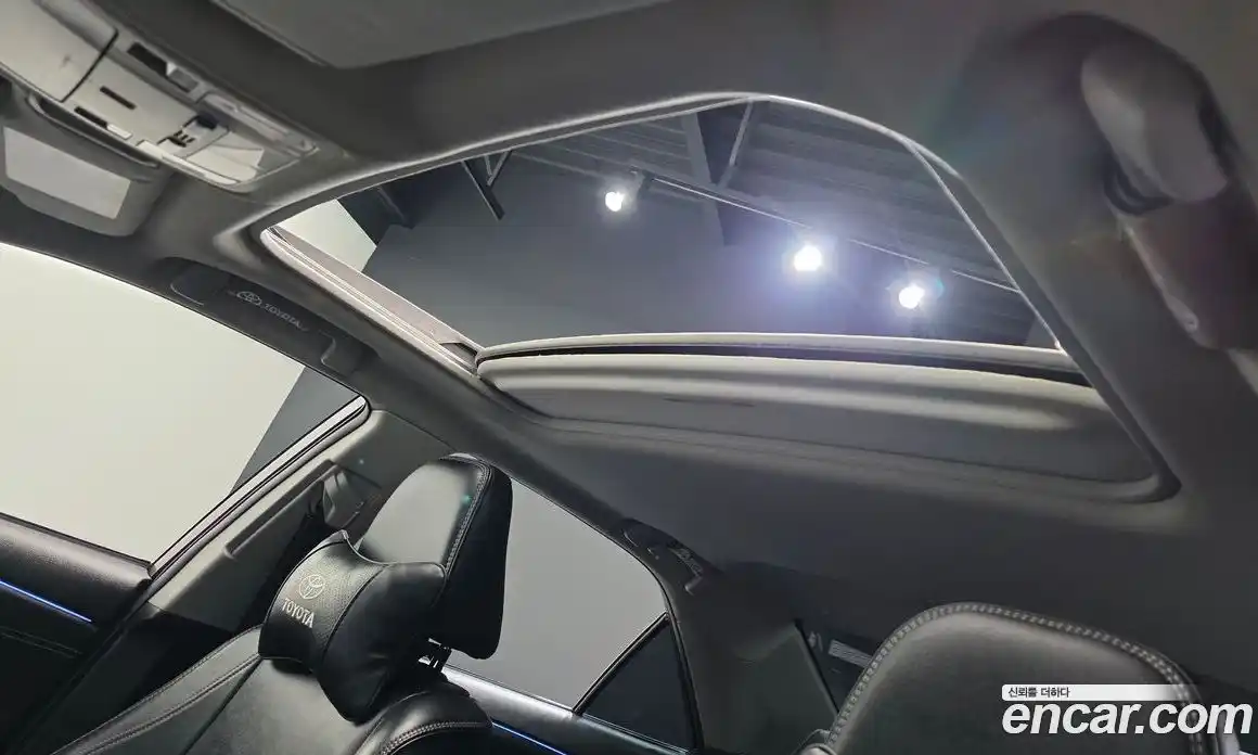 Toyota Camry 2017 2.5 Автомат в Москве № 199654, фото 11