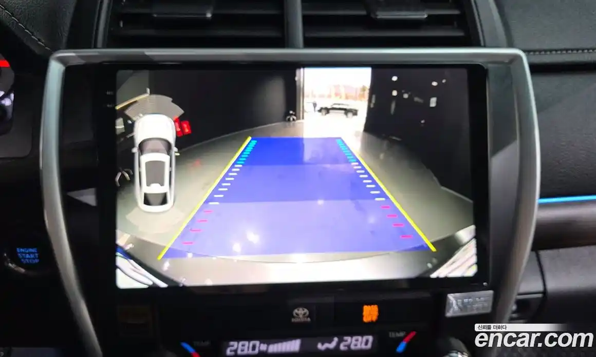 Toyota Camry 2017 2.5 Автомат в Москве № 199654, фото 12