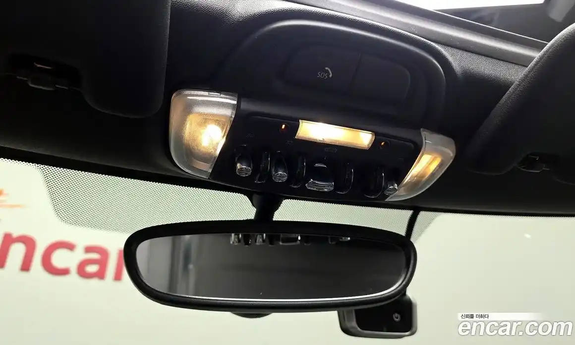 Mini Cooper Convertible 2021 1.5 Автомат в Москве № 200812, фото 13