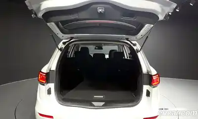 Renault QM6 2023 2.0 Автомат в Москве № 205840, миниатюра 2