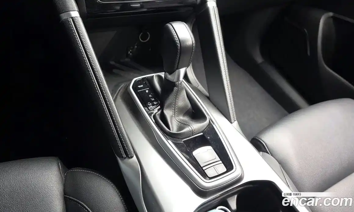 Renault QM6 2023 2.0 Автомат в Москве № 205840, фото 9