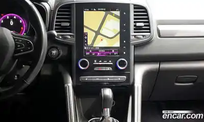 Renault QM6 2023 2.0 Автомат в Москве № 205840, миниатюра 10