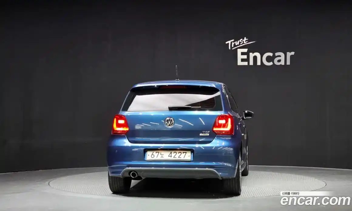 Volkswagen Polo 2015 1.4 Автомат в Москве № 207306, фото 5