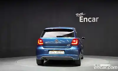 Volkswagen Polo 2015 1.4 Автомат в Москве № 207306, миниатюра 5