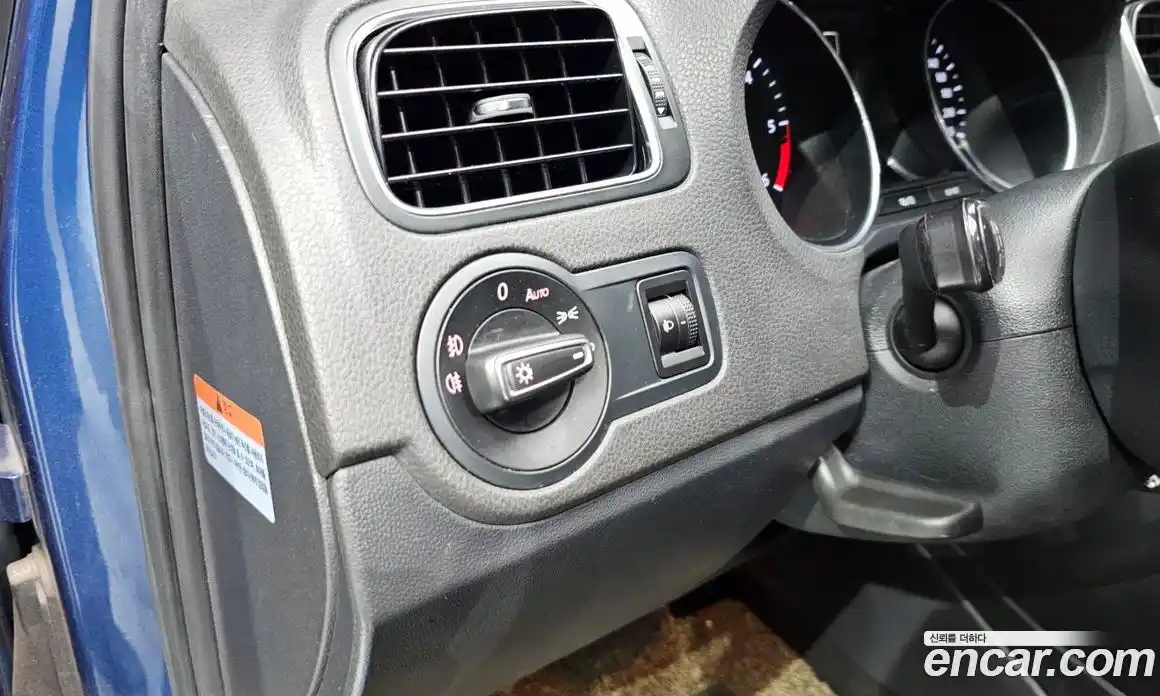 Volkswagen Polo 2015 1.4 Автомат в Москве № 207306, фото 6