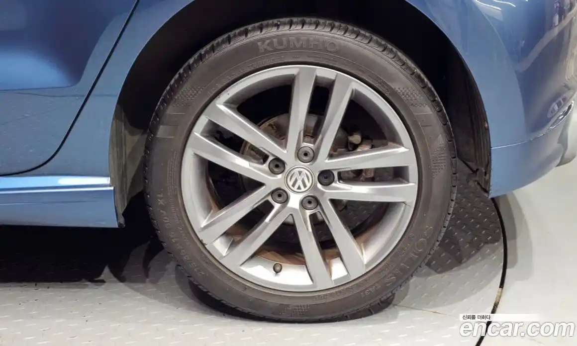 Volkswagen Polo 2015 1.4 Автомат в Москве № 207306, фото 7