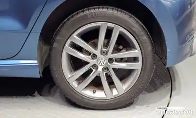 Volkswagen Polo 2015 1.4 Автомат в Москве № 207306, миниатюра 7