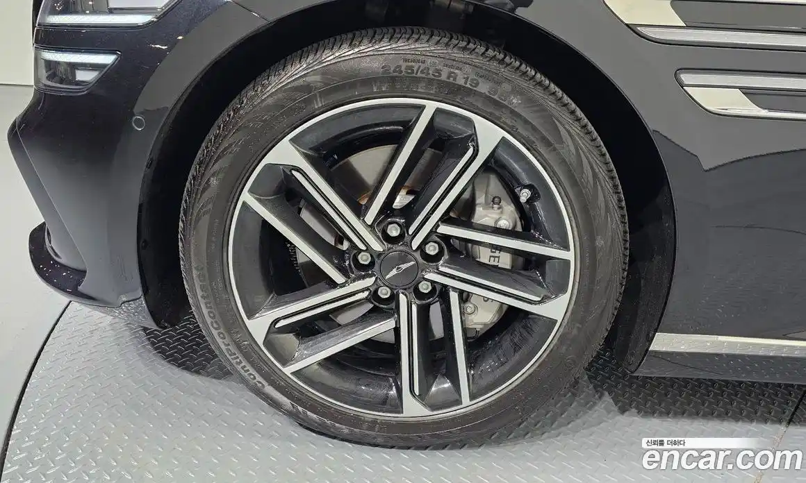 Genesis G80 2025 2.5 Автомат в Москве № 20827, фото 18