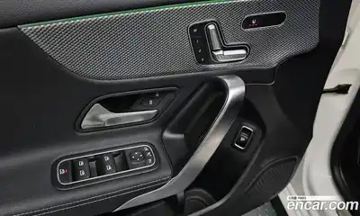 Mercedes-Benz A-Class 2021 2.0 Автомат в Москве № 211990, миниатюра 11