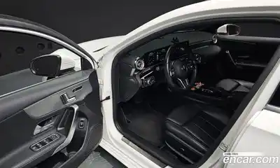 Mercedes-Benz A-Class 2021 2.0 Автомат в Москве № 211990, миниатюра 10