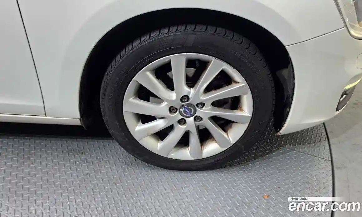 Volvo S60 2015 1.6 Автомат в Москве № 212280, фото 14